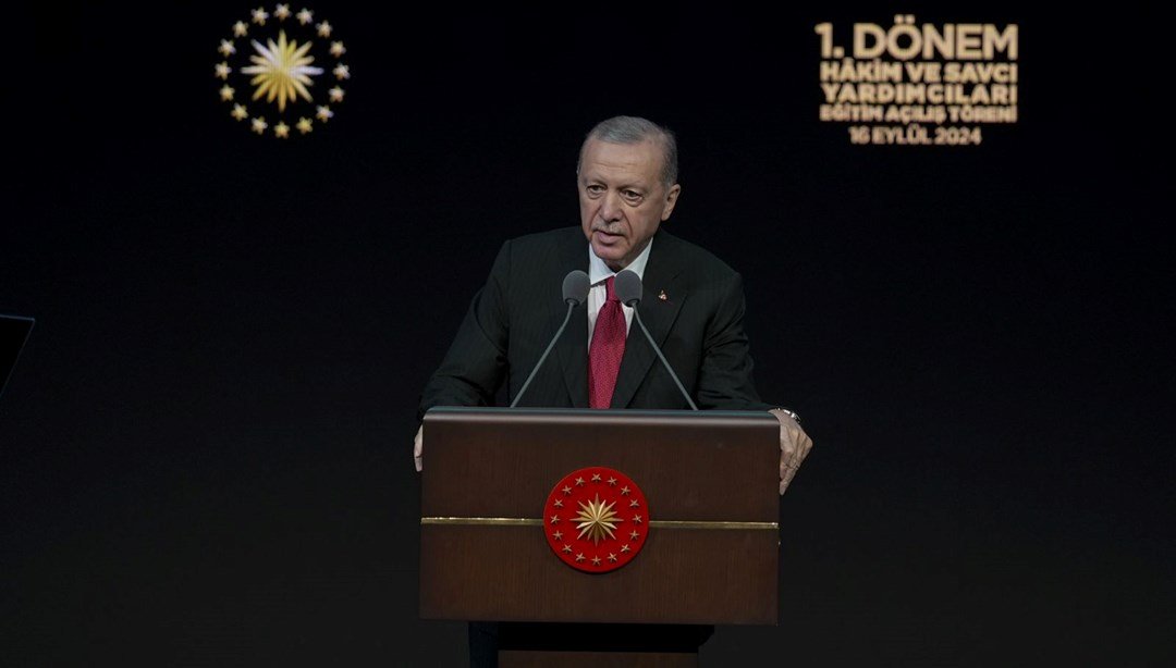 Cumhurbaşkanı Erdoğan: Sosyal medya mecraları operasyon aygıtına dönüştü