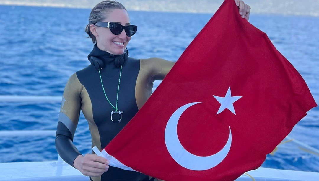 Şahika Ercümen, Serbest Dalış Dünya Şampiyonası’nda ikinci kez Türkiye rekoru kırdı